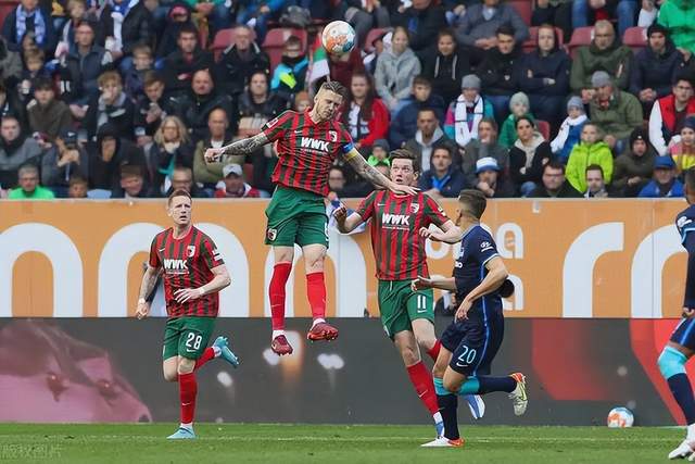 法尔14分14板7帽布莱克尼30分 肯帝亚不敌新疆